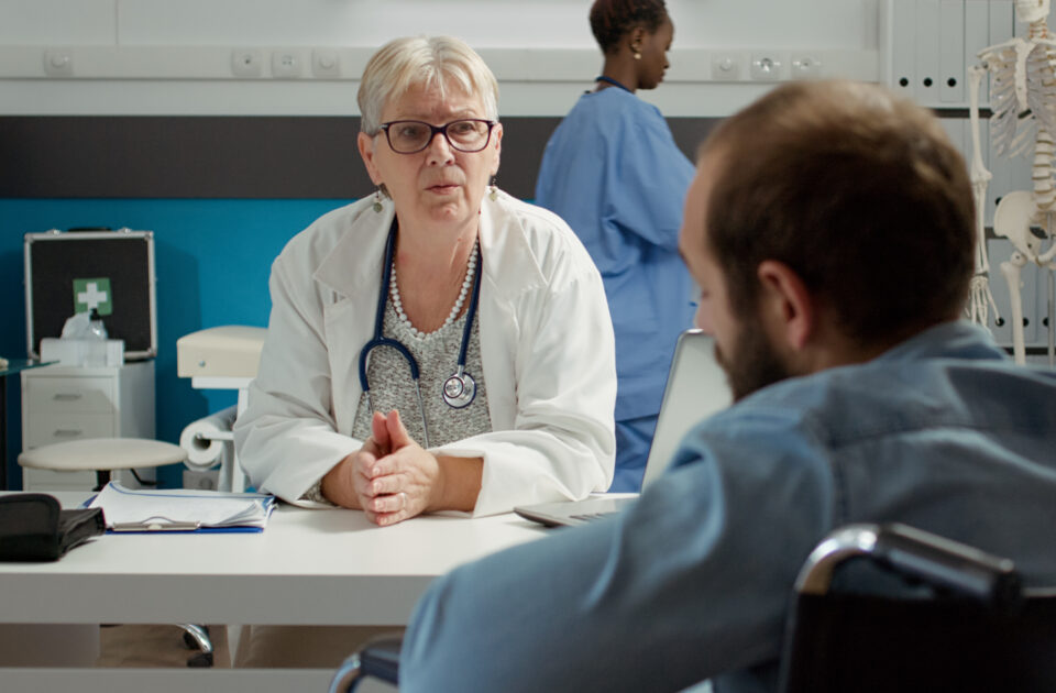 Case-based MCQs testing diagnostic & management 